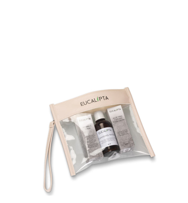 תיק רחצה, סרום ויטמין סי 15 מ"ל ושמן אתרי לבחירה